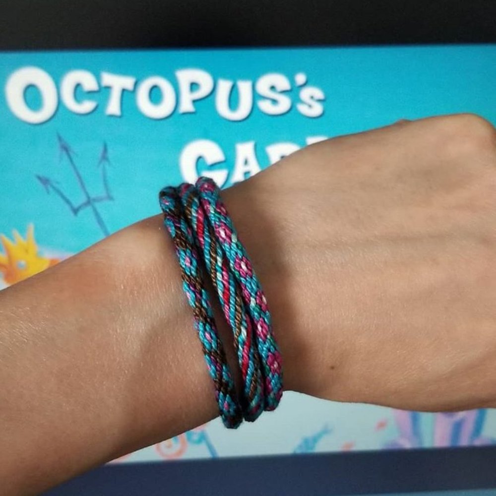 [SOLD] Handwoven Friendship Bracelet Set